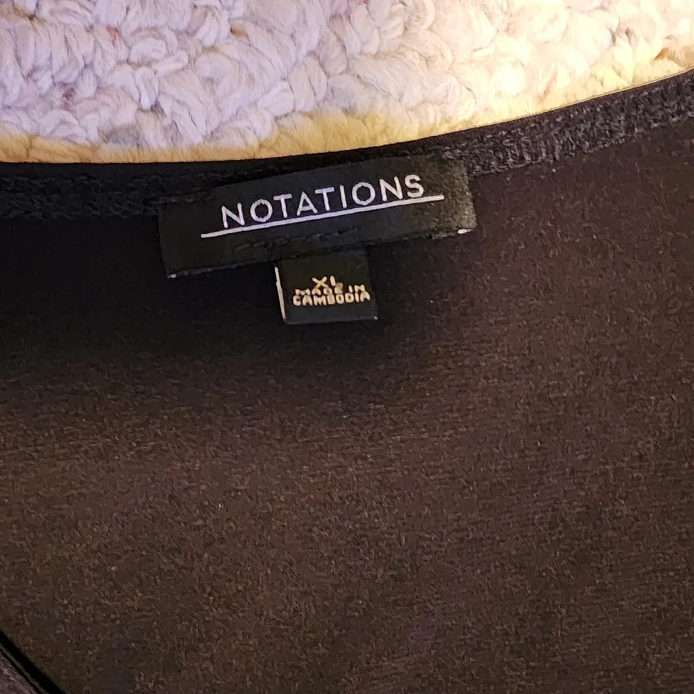 Vintage Black Button-Down Women's Top - Picture 2 of 4